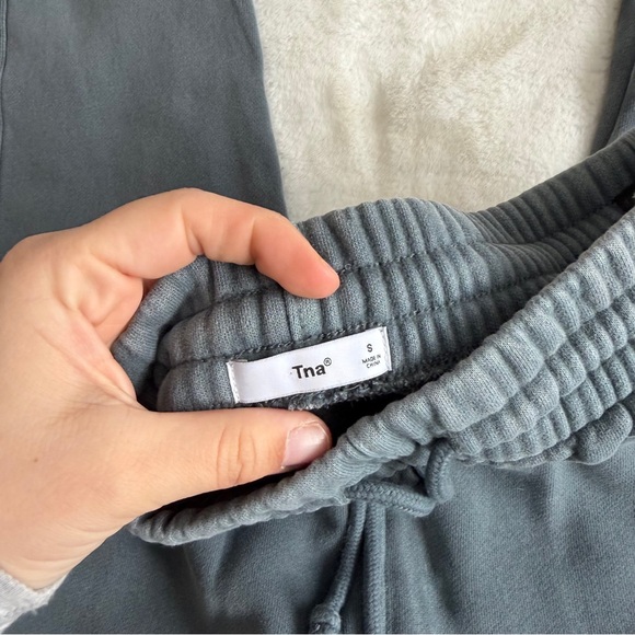 Aritzia TNA Sweatpants Blue/Gray Size Small - Picture 2 of 7